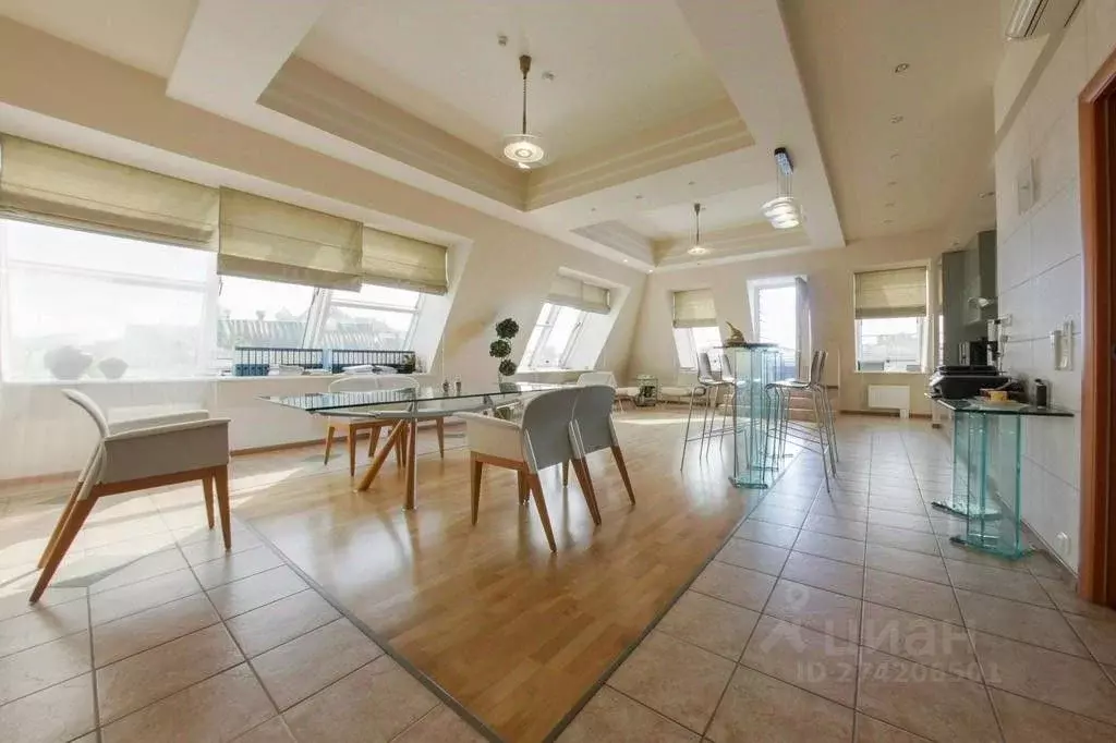 3-к кв. Санкт-Петербург Итальянская ул., 12а (380.0 м) - Фото 2