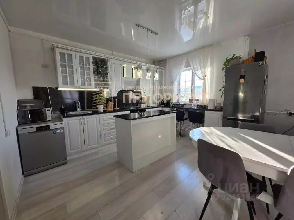 Дом в Саха (Якутия), Якутск Сатал кв-л, проезд Здоровья, 30 (137 м) - Фото 1