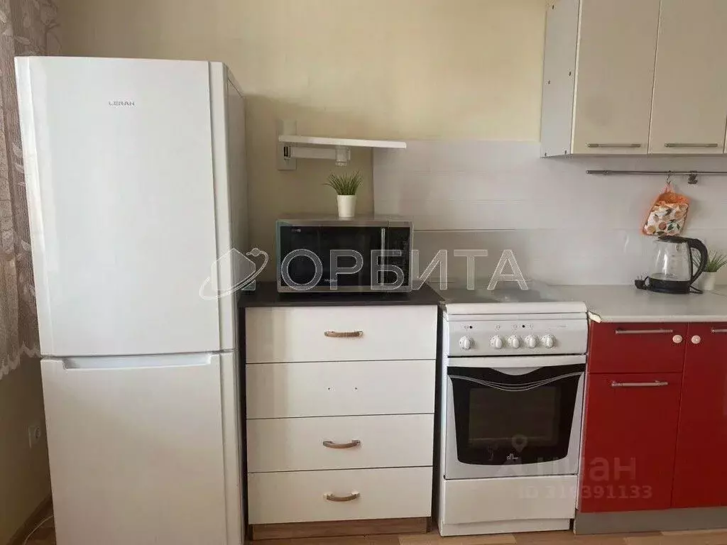 1-к кв. Тюменская область, Тюмень Мелиораторов мкр, ул. Голышева, 10А ... - Фото 0