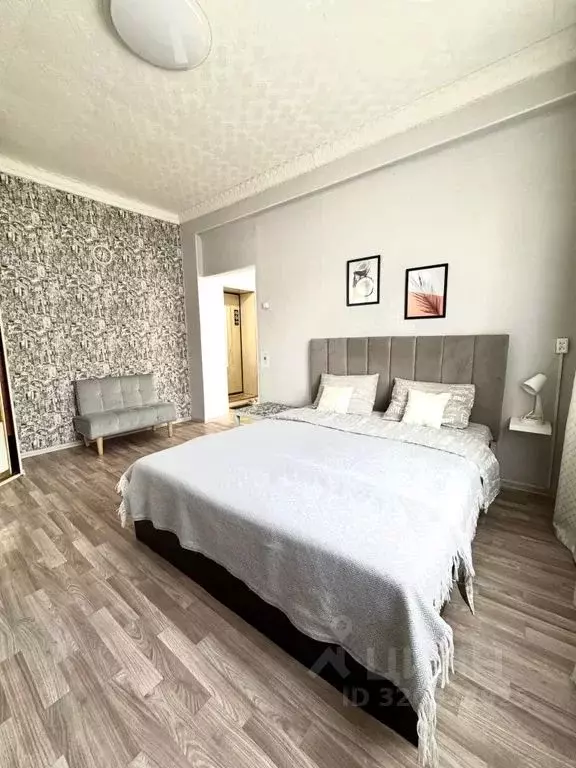 1-к кв. Свердловская область, Нижний Тагил ул. Патона, 8/4 (40.0 м) - Фото 0