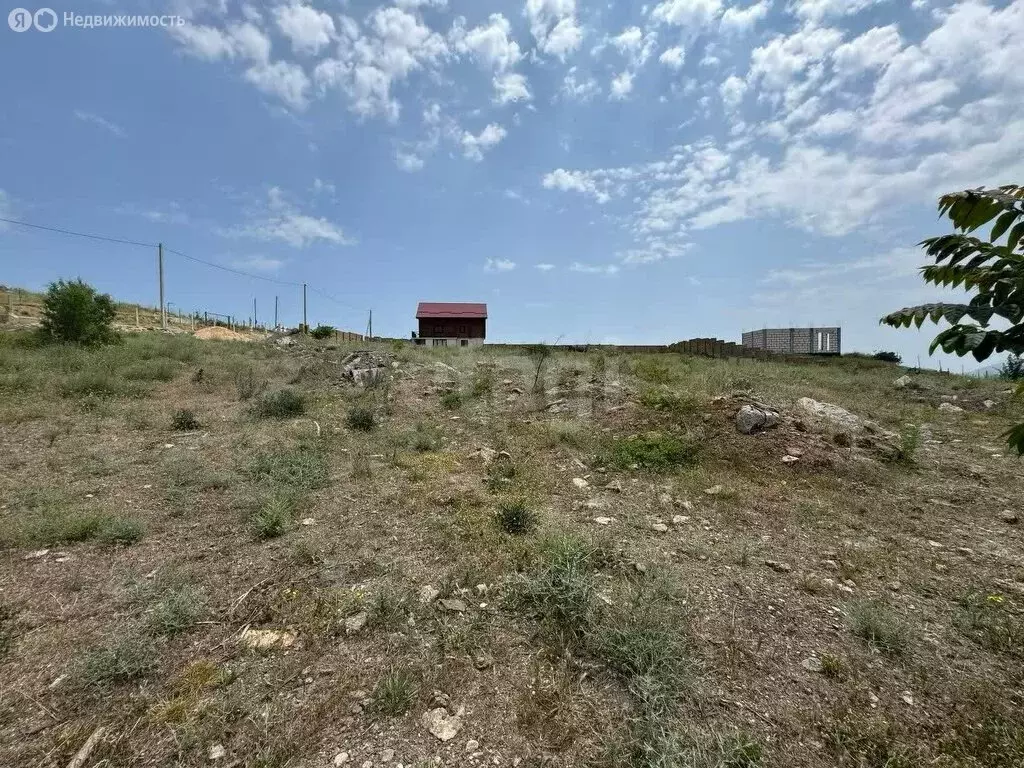 Участок в село Лучистое, Смешная улица (7.65 м) - Фото 1