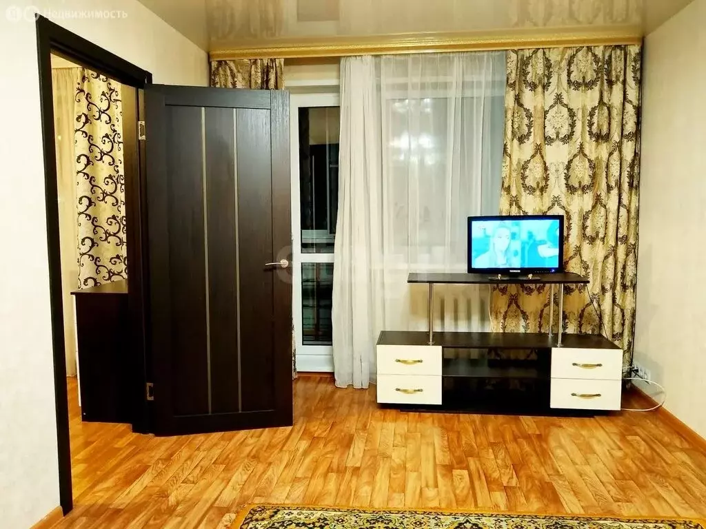 2-комнатная квартира: Серпухов, Центральная улица, 160к9 (46 м) - Фото 1