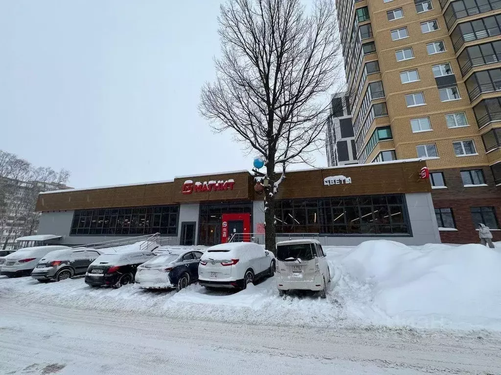 Торговая площадь в Удмуртия, Ижевск Базарная пл., 1 (680 м) - Фото 2