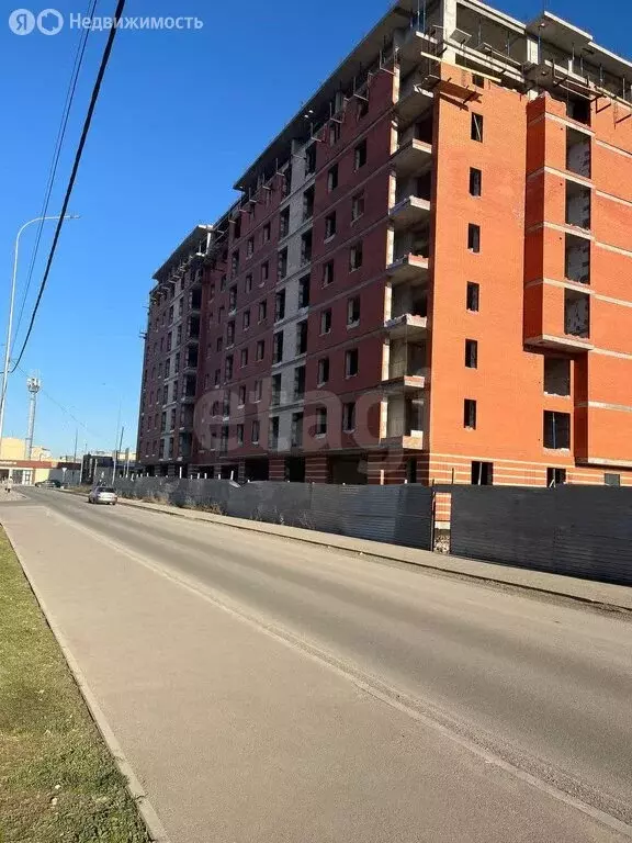 1-комнатная квартира: Владикавказ, улица Курсантов-Кировцев, 27 (45 м) - Фото 0