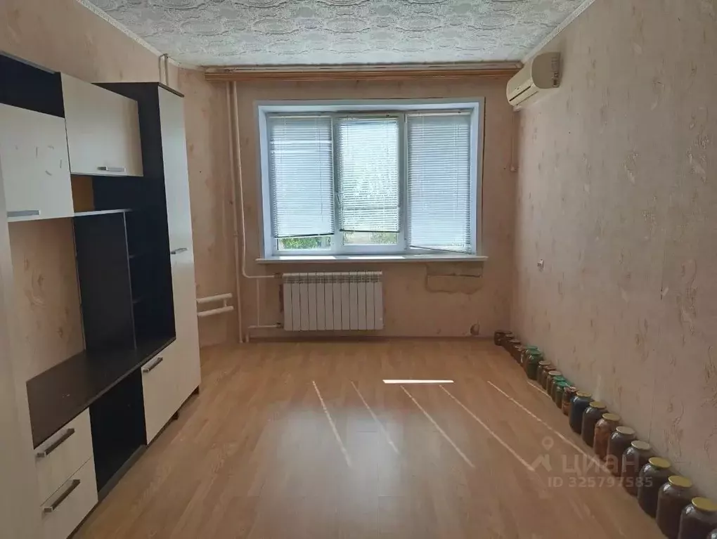 1-к кв. Волгоградская область, Волгоград ул. Куйбышева, 47А (35.4 м) - Фото 1