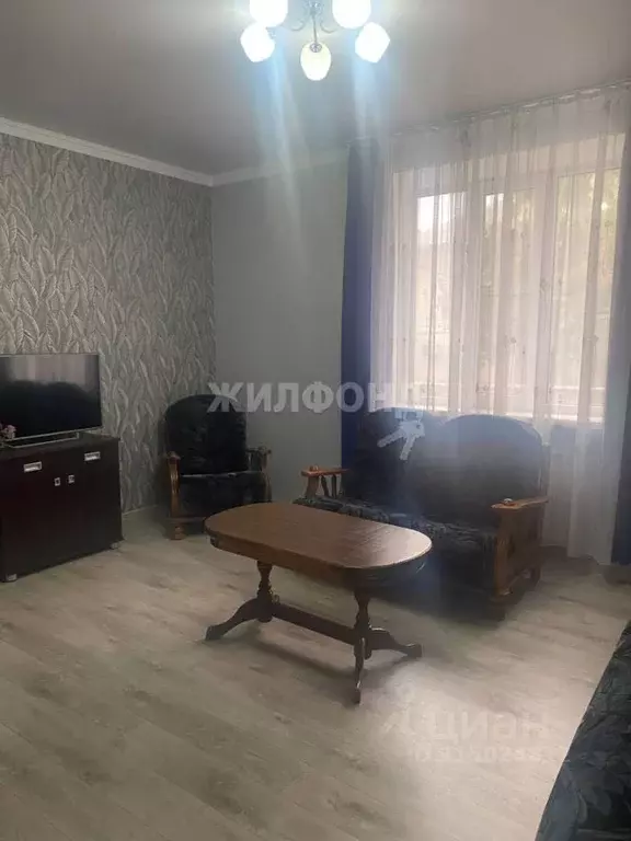 2-к кв. Астраханская область, Астрахань ул. Ленина, 24 (53.0 м) - Фото 1