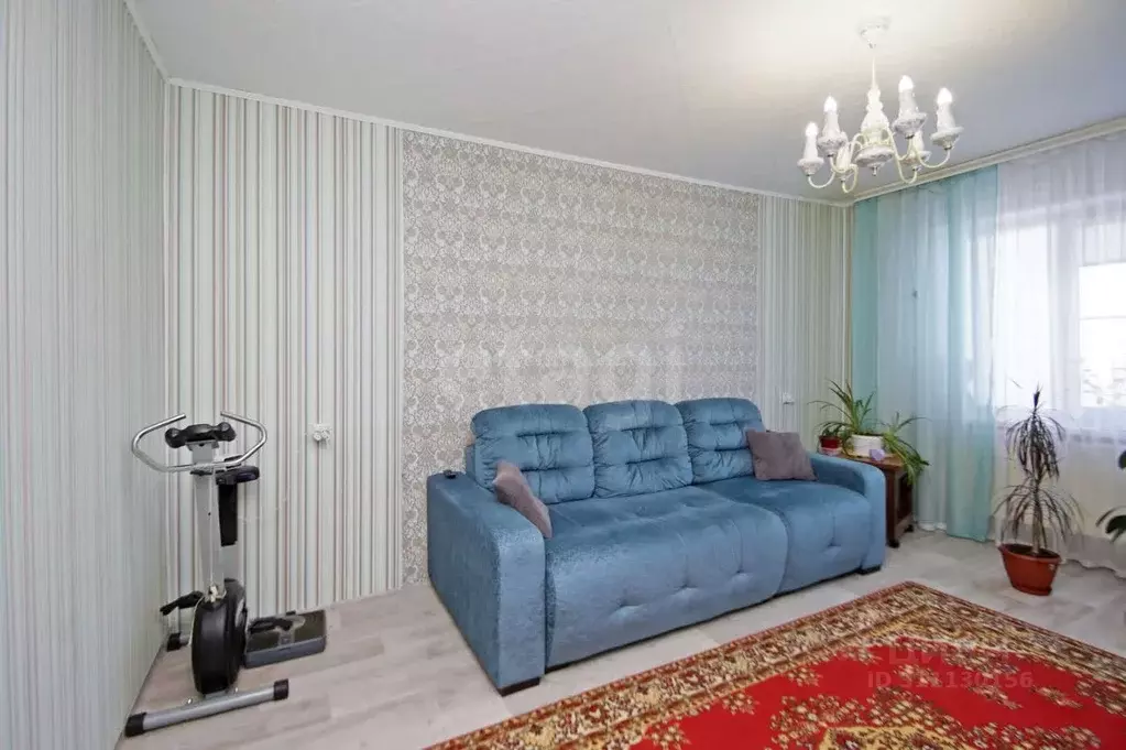 3-к кв. Омская область, Омск Московка-2 мкр, ул. Молодова, 20 (63.0 м) - Фото 0