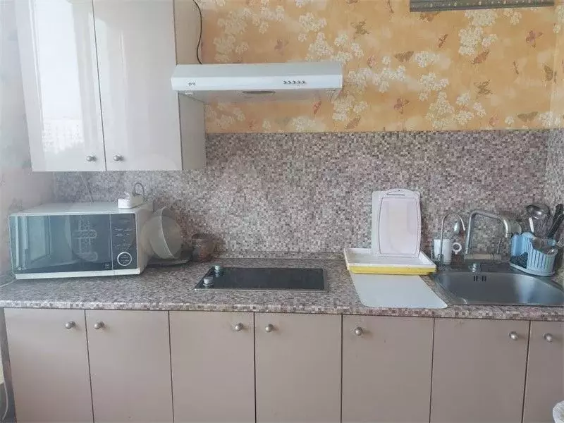 Комната 11 м в 3-к., 6/9 эт. - Фото 0