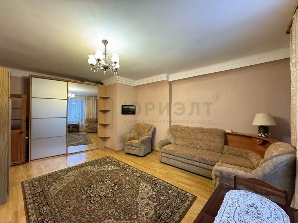 3-к кв. Свердловская область, Нижний Тагил ул. Ильича, 10 (63.8 м) - Фото 0