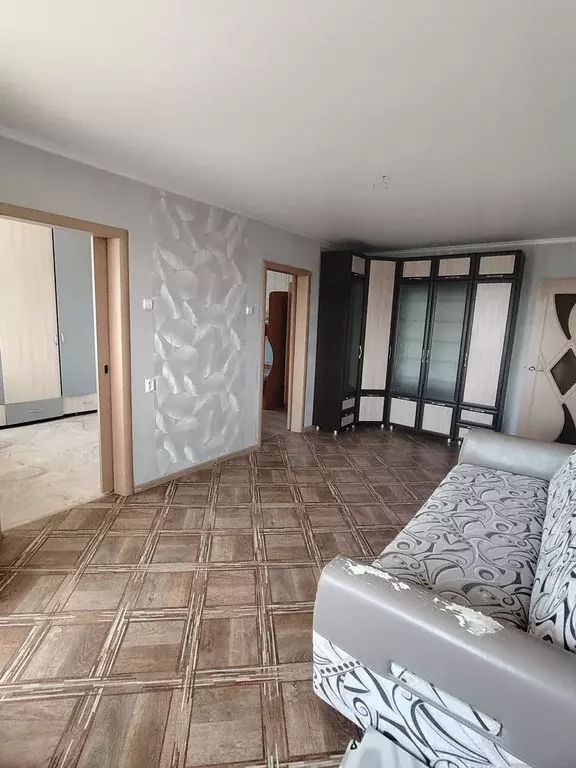 Продаётся 4-к квартира, 60.4 м - Фото 1