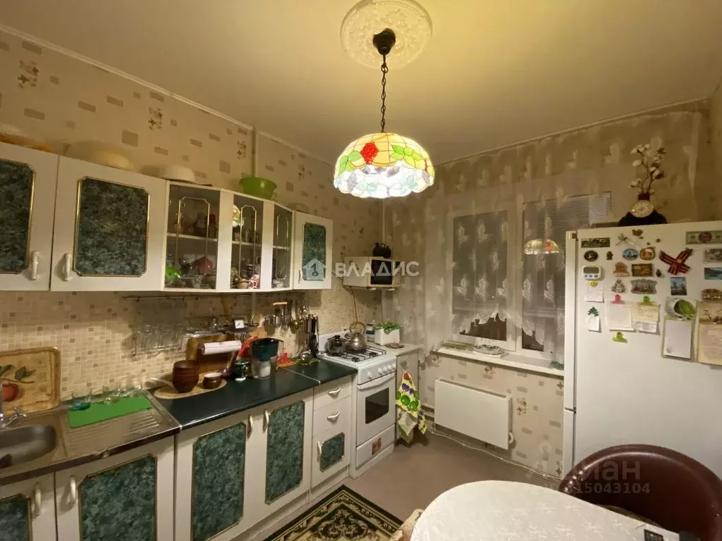 2-к кв. Волгоградская область, Волгоград ул. Маршала Воронова, 22 ... - Фото 0