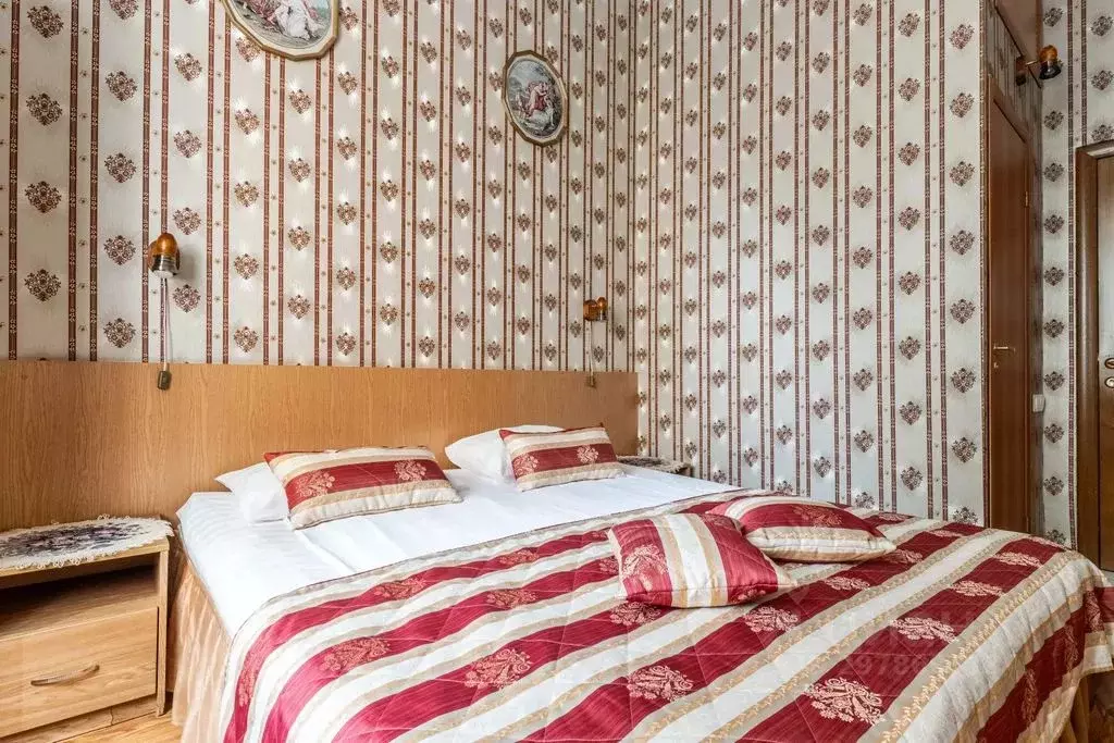 Комната Санкт-Петербург ул. Марата, 10 - Фото 2