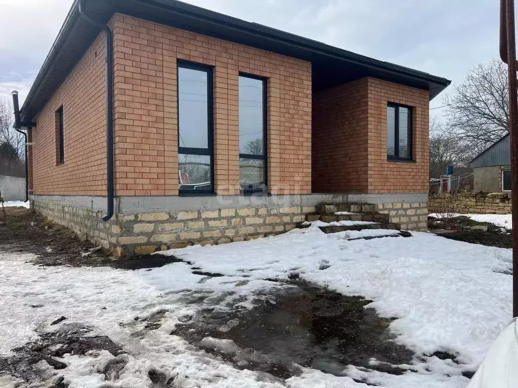 Дом в Ставропольский край, Шпаковский муниципальный округ, с. ... - Фото 1