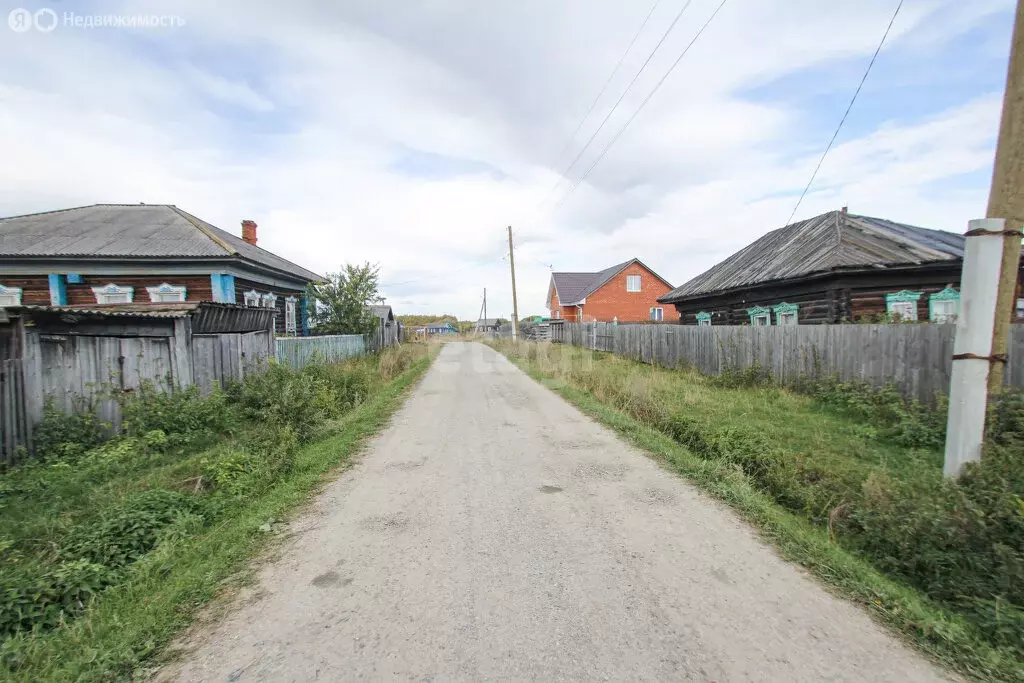 Участок в Вагайский район, село Бегишевское, Школьная улица (12 м) - Фото 1