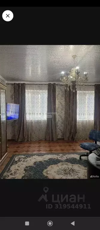 Дом в Дагестан, Кизилюрт ул. Строителей, 49 (200 м) - Фото 1