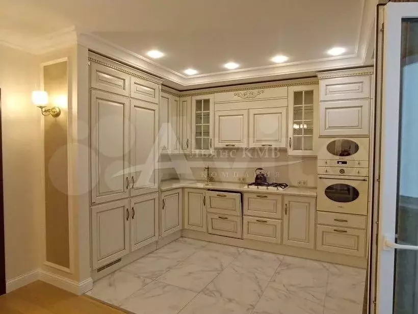 4-к. квартира, 120 м, 4/9 эт. - Фото 0