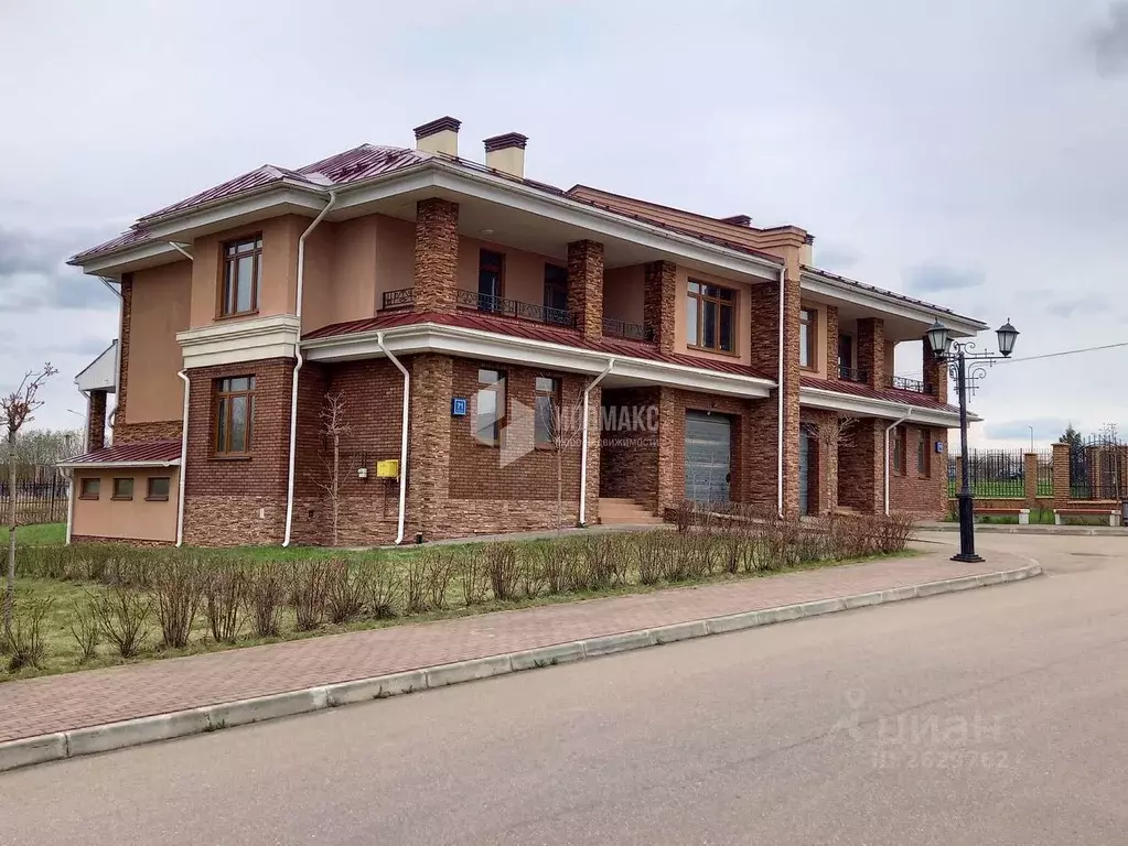 Коттедж в Москва Первомайское поселение, д. Ивановское, 72 (434.0 м) - Фото 0