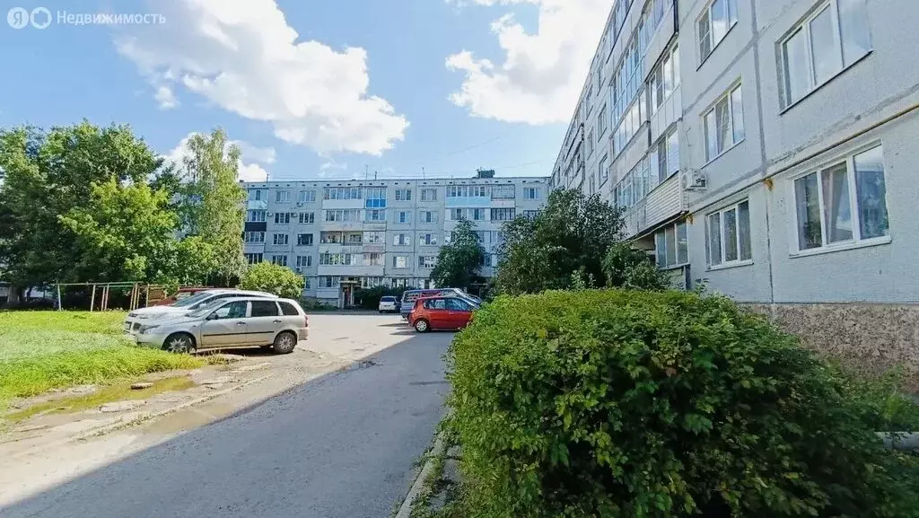 2-комнатная квартира: Псков, Петровская улица, 10 (49.8 м) - Фото 1