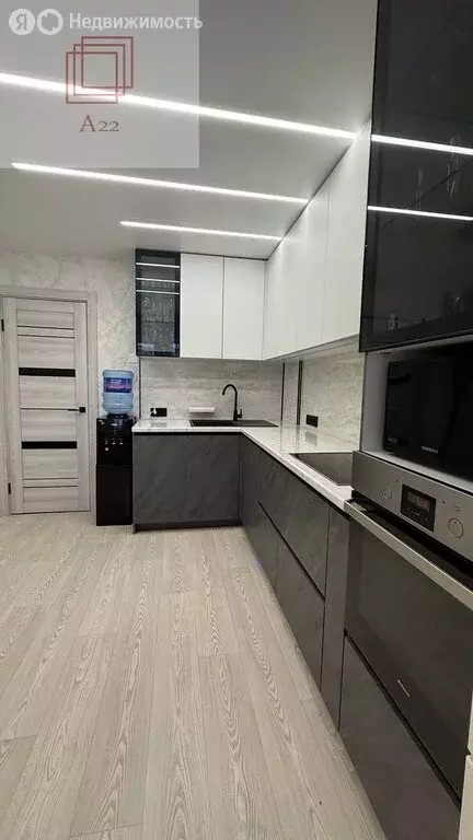 4-комнатная квартира: Барнаул, Лазурная улица, 44 (97 м) - Фото 1