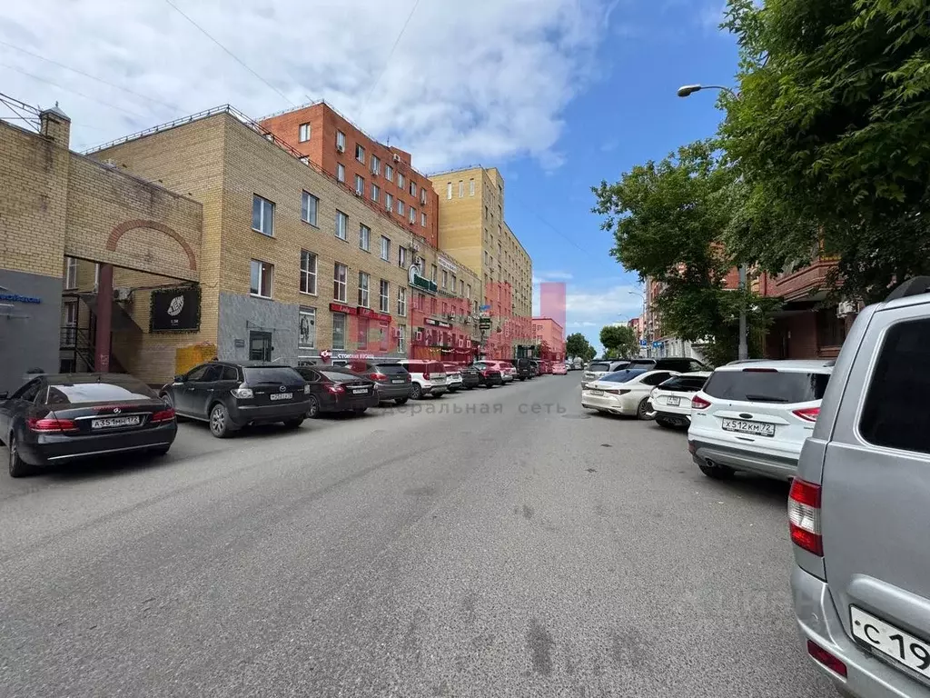 Офис в Тюменская область, Тюмень ул. Володарского, 14 (256 м) - Фото 1