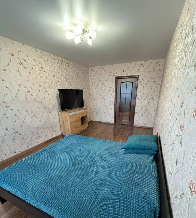 1-к. квартира, 40 м, 10/10 эт. - Фото 1