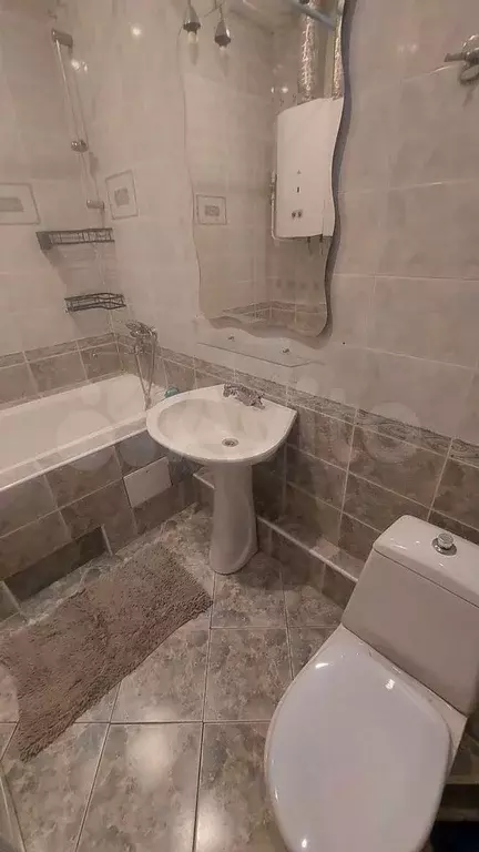 2-к. квартира, 55 м, 4/7 эт. - Фото 1