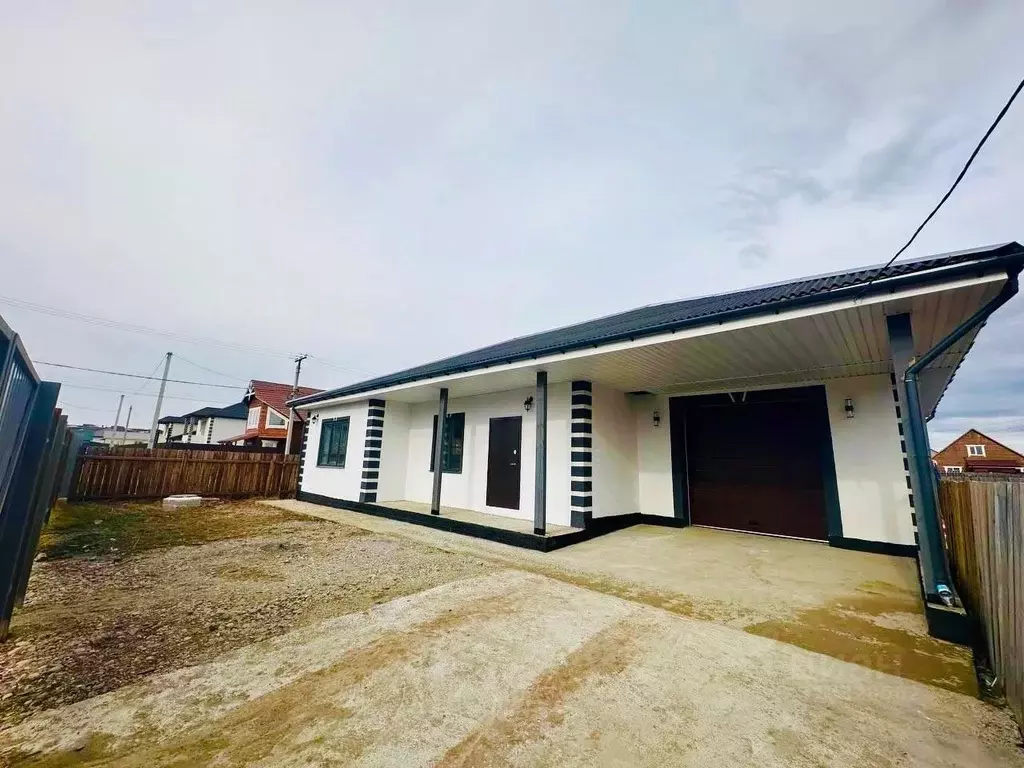 Дом в Иркутская область, Иркутский муниципальный округ, с. Хомутово ... - Фото 1