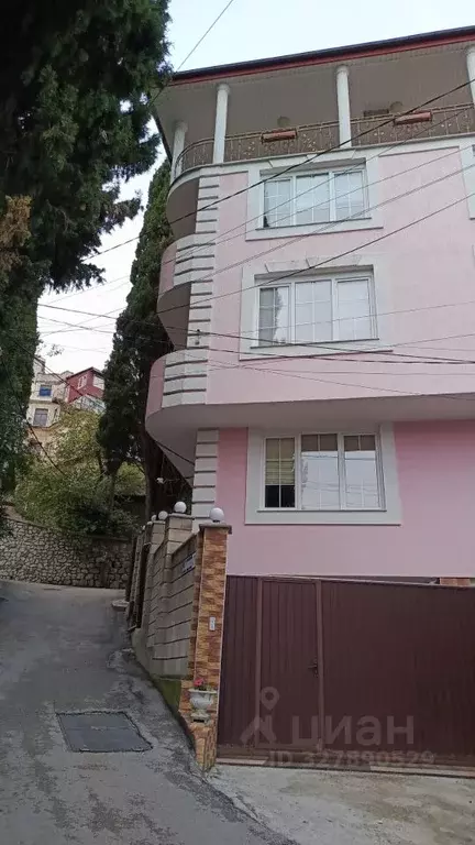 3-к кв. Крым, Ялта ул. Яна Булевского, 11 (60.0 м) - Фото 1