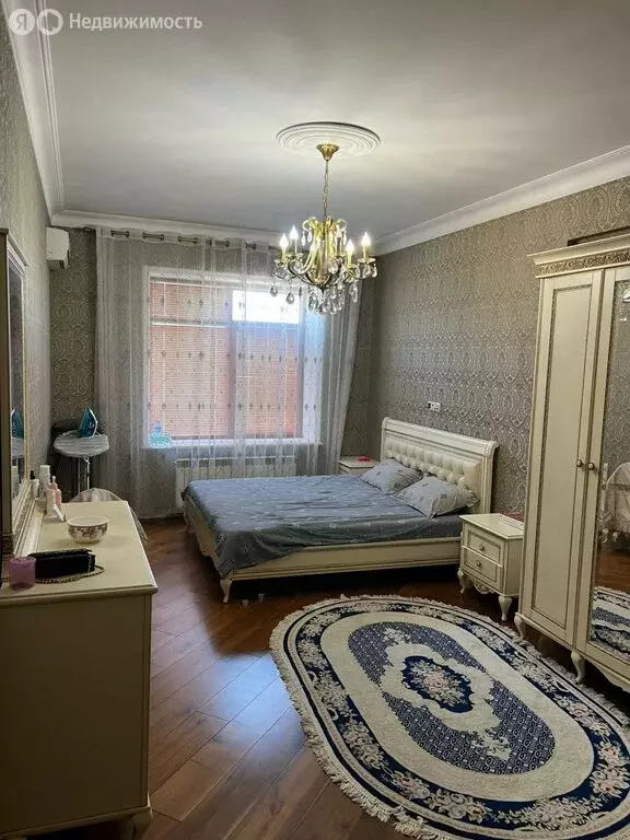 2-комнатная квартира: Махачкала, улица Чеэрова, 26к1 (107 м) - Фото 1
