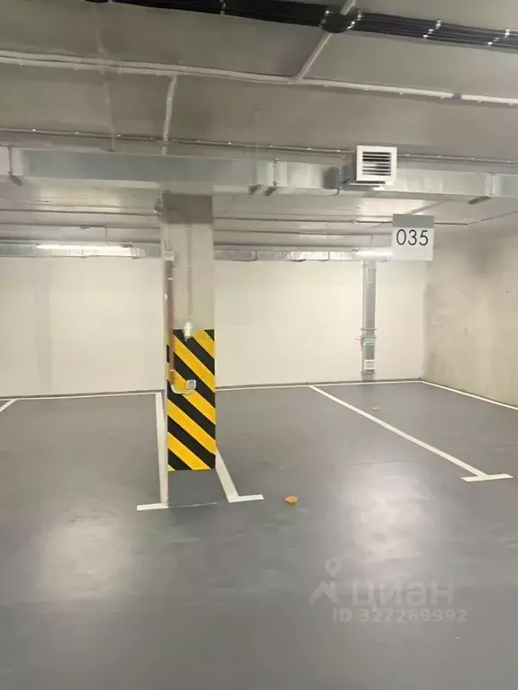 Гараж в Санкт-Петербург Лисичанская ул., 15 (13 м) - Фото 0