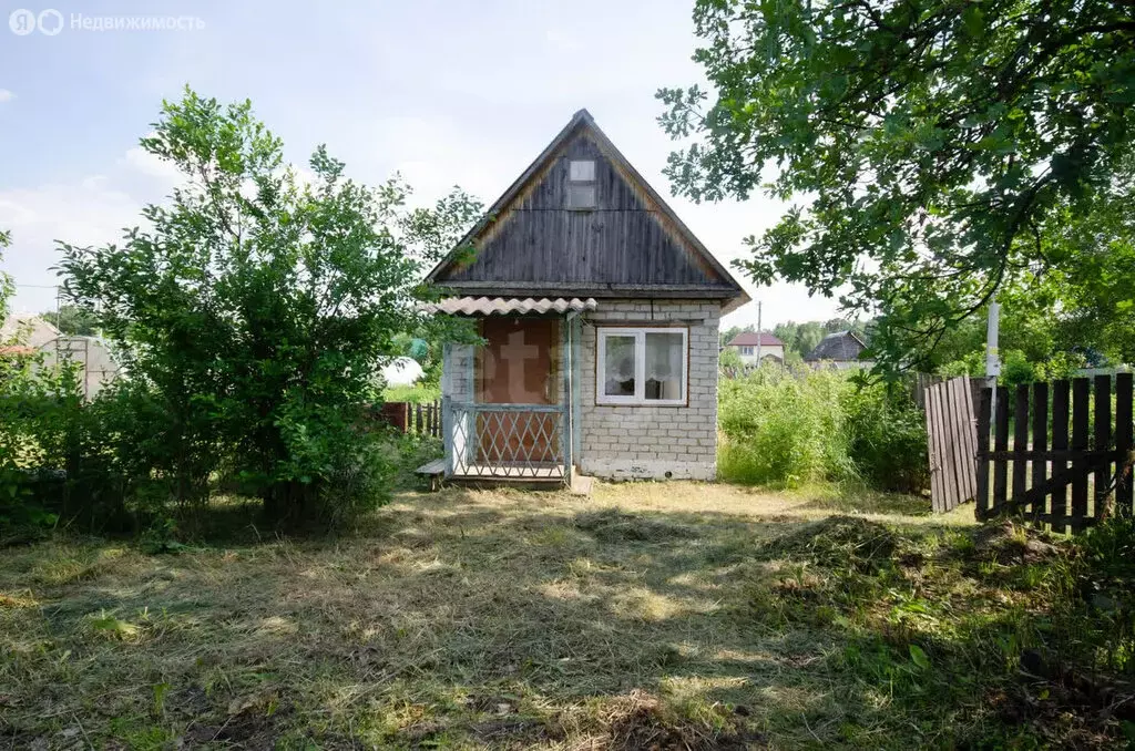 Дом в Тюменская область, Ялуторовский муниципальный округ, с/о Лесник, ... - Фото 2