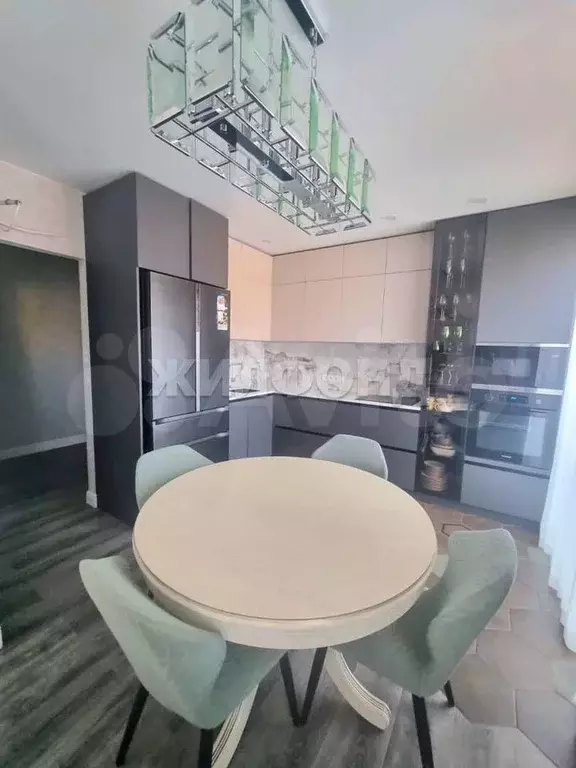 5-к. квартира, 115,4 м, 8/10 эт. - Фото 0