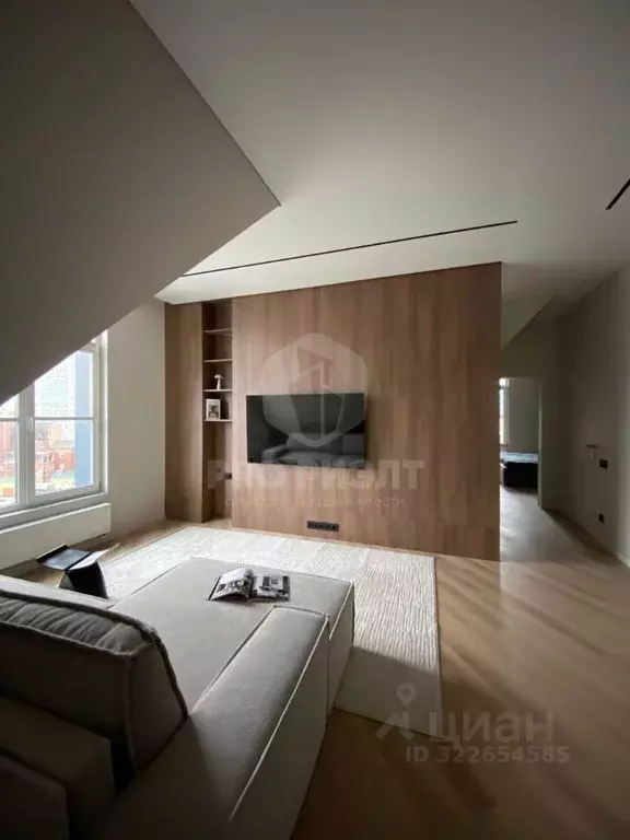 3-к кв. Калининградская область, Калининград Октябрьская ул., 12 (75.5 ... - Фото 0