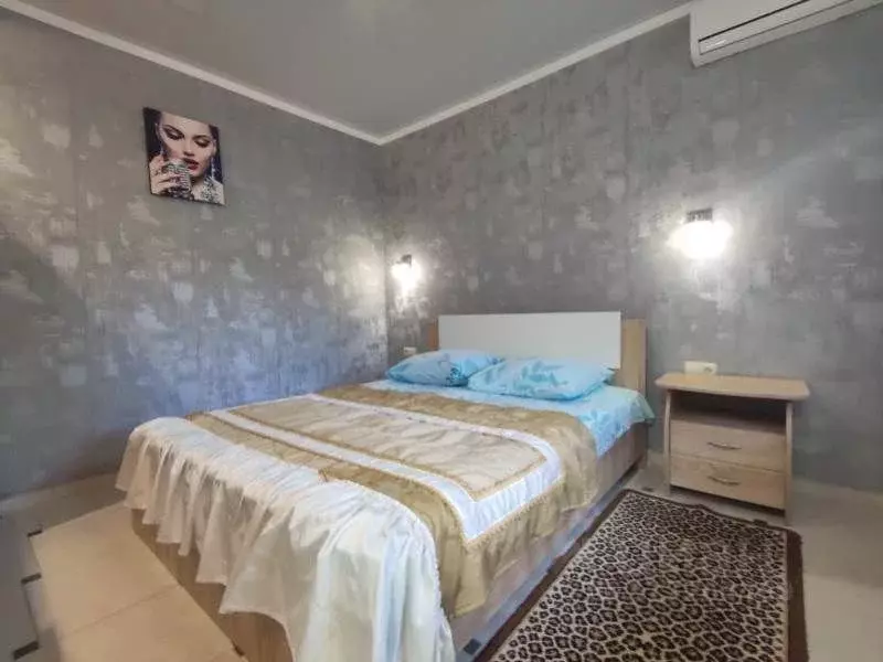 2-к кв. Крым, Алупка Ялта городской округ, ул. Первого Мая, 11Г (40.0 ... - Фото 0