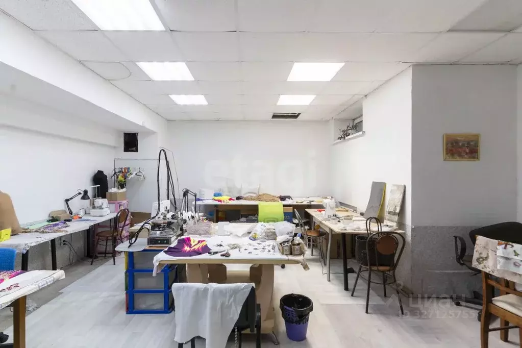 Офис в Тюменская область, Тюмень ул. Станислава Карнацевича, 14к1 (52 ... - Фото 1