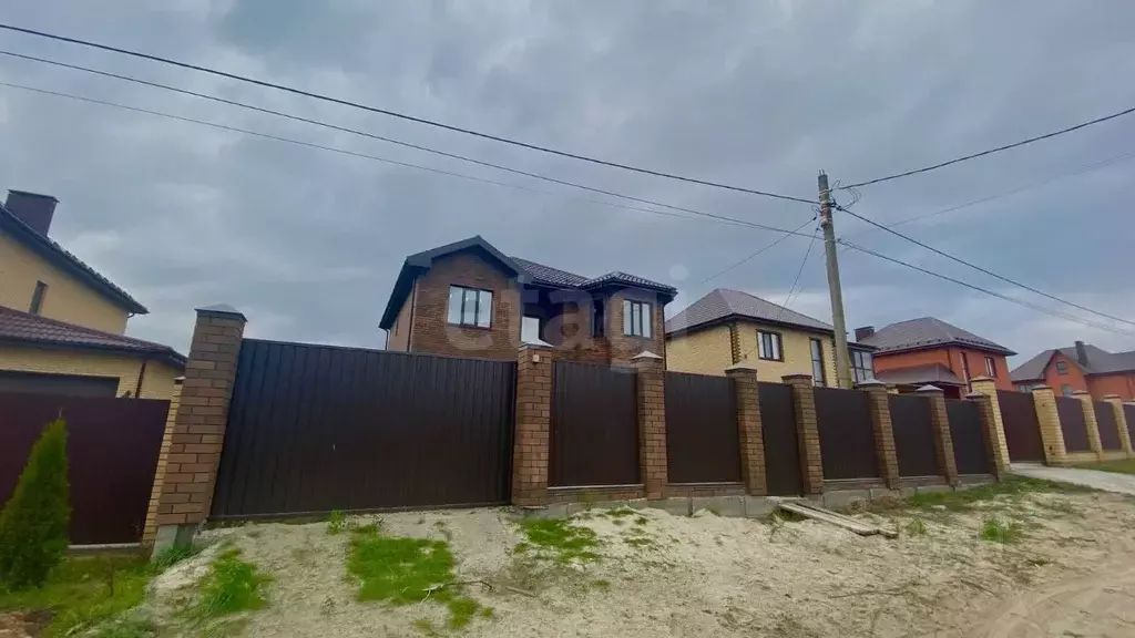 Дом в Брянская область, Брянский район, Снежское с/пос, с. Толмачево ... - Фото 1