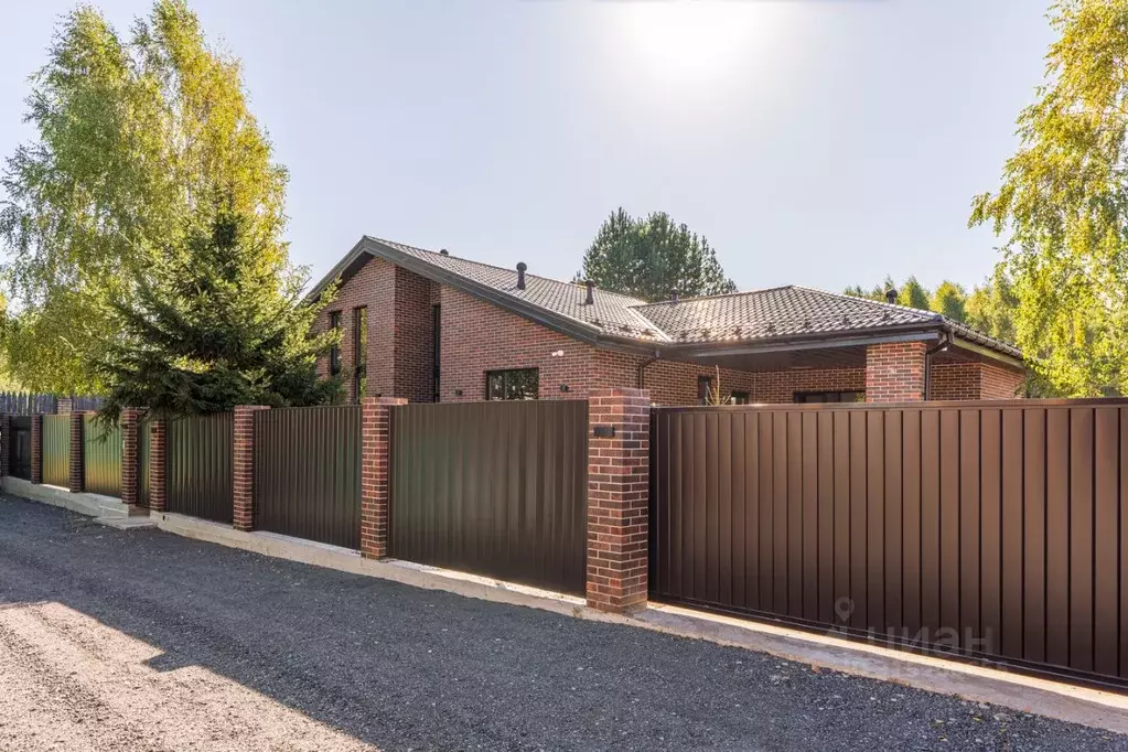 Дом в Татарстан, Зеленодольский район, Октябрьское с/пос, д. Ореховка ... - Фото 2