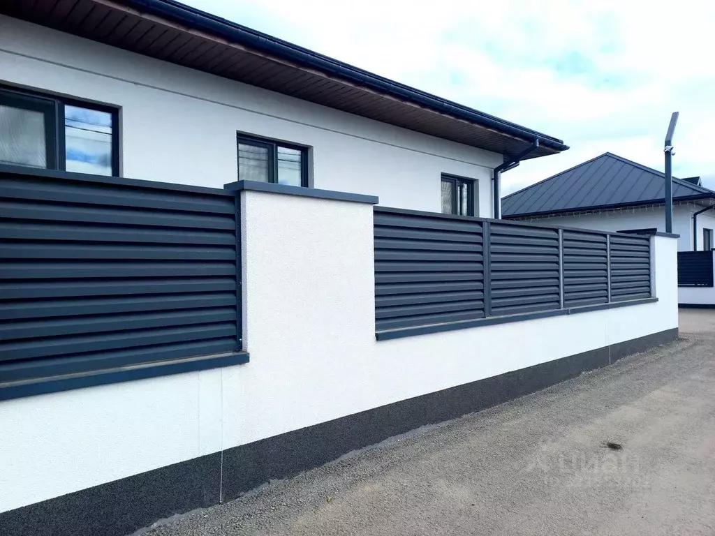 Коттедж в Саратовская область, Энгельсский район, Красноярское ... - Фото 1