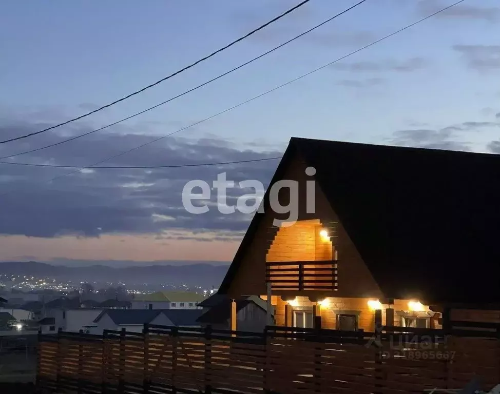 Дом в Красноярский край, Емельяновский район, Солонцовский сельсовет, ... - Фото 0