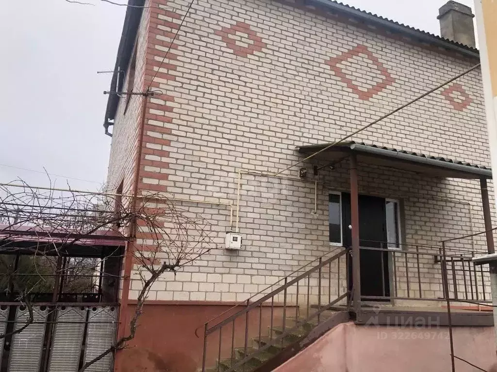 Дом в Крым, Советский пгт ул. Строителей (130 м) - Фото 1