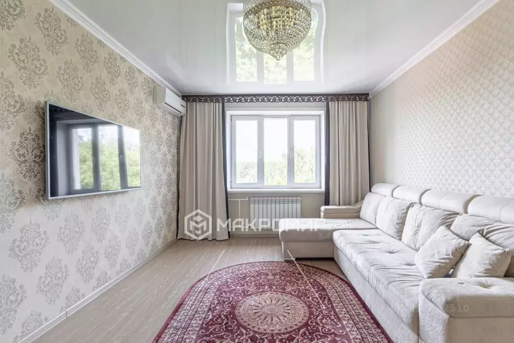 3-к кв. Татарстан, Казань Выборгская ул., 4 (71.7 м) - Фото 0