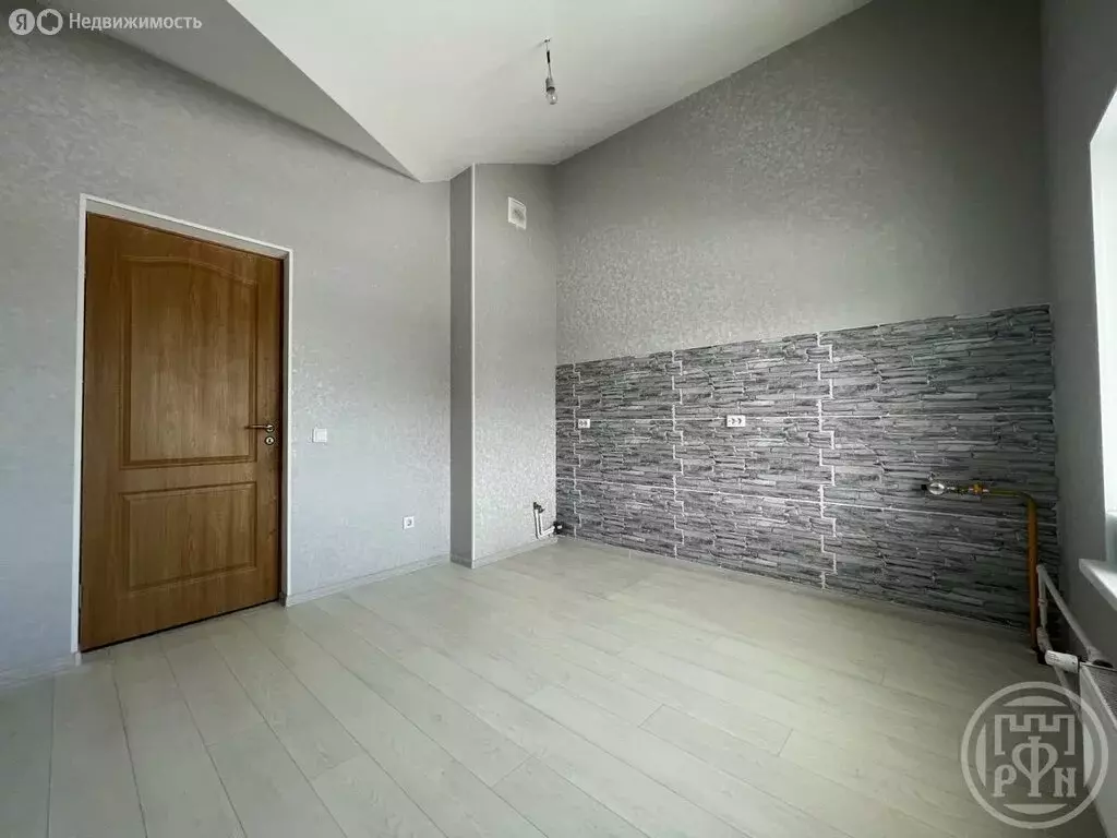 2-комнатная квартира: городской посёлок Дубровка, Советская улица, 7к2 ... - Фото 2