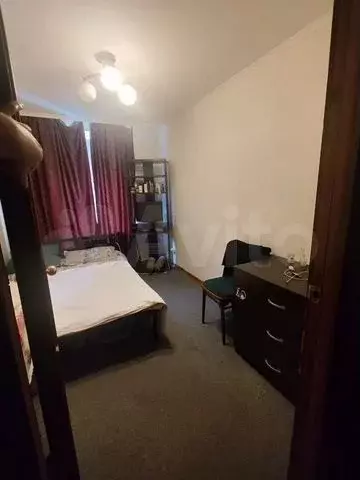 Комната 15 м в 3-к., 2/5 эт. - Фото 0