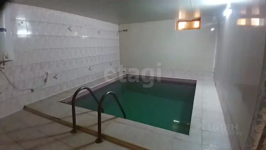 Дом в Саратовская область, Энгельсский район, Красноярское ... - Фото 1