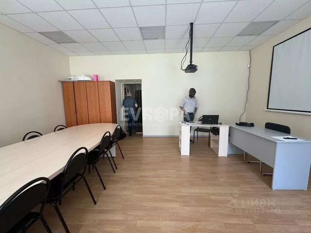 Офис в Ульяновская область, Ульяновск ул. Гончарова, 30 (37 м) - Фото 1