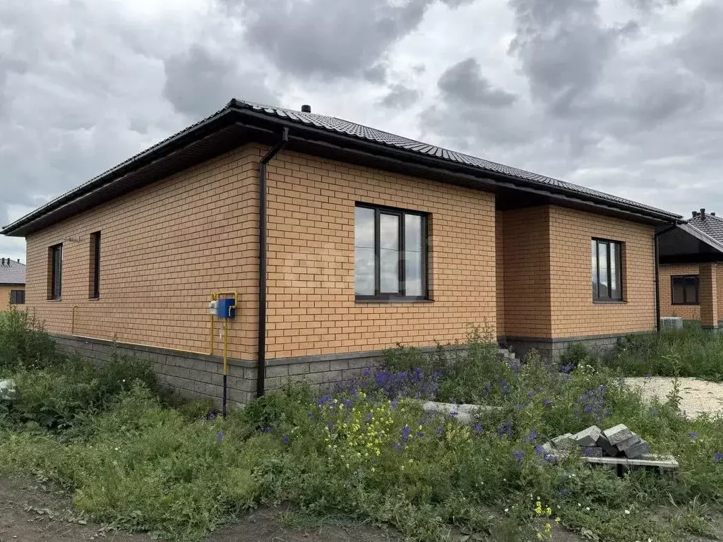 Дом в Белгородская область, Белгородский район, с. Стрелецкое ул. ... - Фото 0