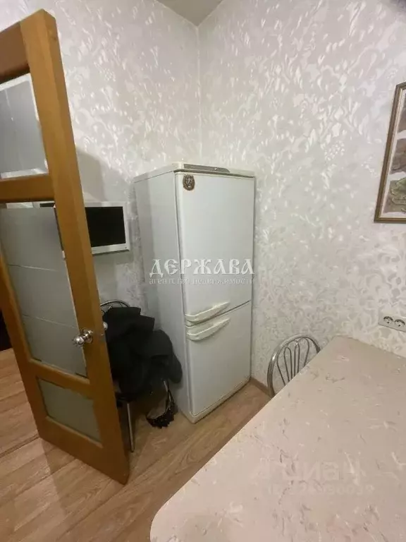 2-к кв. Белгородская область, Старый Оскол Макаренко мкр, 39 (60.0 м) - Фото 2