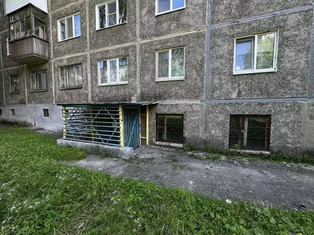 Помещение свободного назначения в Свердловская область, Первоуральск ... - Фото 1
