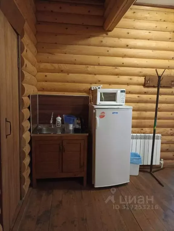 Комната Алтай, Чемальский район, Узнезинское с/пос, с. Узнезя ул. ... - Фото 1