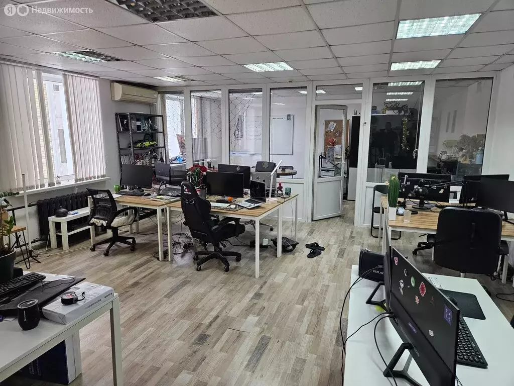Офис (64 м) - Фото 1